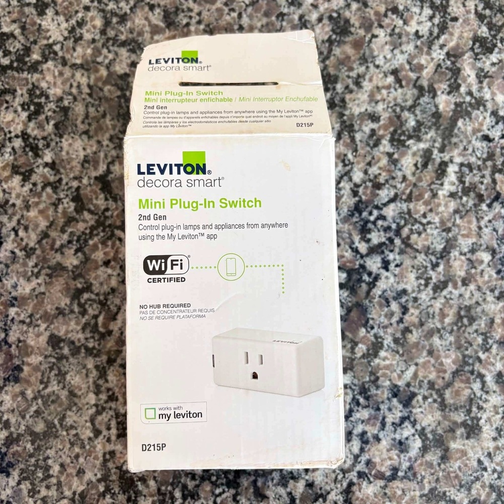 Leviton Decora Smart 2nd Gen Mini Plug-In Switch Wi-Fi White D215P